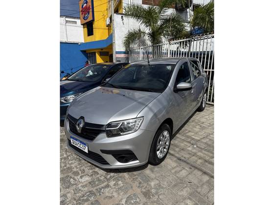 RENAULT SANDERO 1.0 12V SCE FLEX LIFE MANUAL RENAULT SANDERO 1.0 12V SCE FLEX LIFE MANUAL